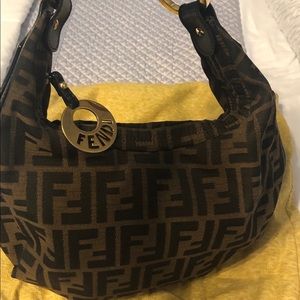 Fendi chain shoulder bag